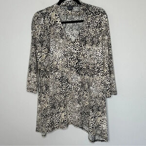Clara SUNWOO Size XL Leopard Print Tunic Cut Out Liquid Knit Business Office‎